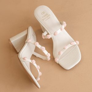 The Nia | White Rosette Adorned Block Heel