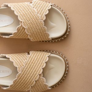 The Fabby | Beige Raffia Vacation Slide Sandal